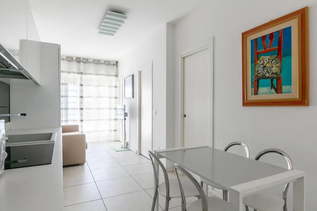 Residence Saint Nicholas Лидо-ди-Езоло 0*,  Италия